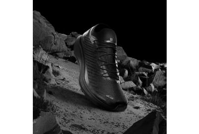 Salomon S/Lab “Pulsar” Black Edition (9,990 THB)